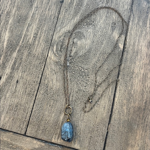 Jewelry - Blue Stone Pendant Necklace